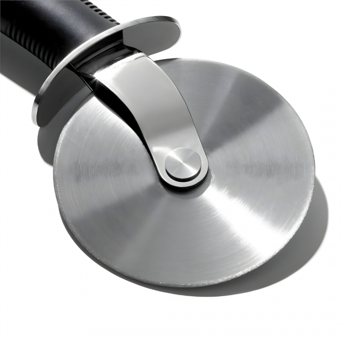 OXO Good Grips NEW Large 4-Inch Pizza Wheel and Cutter